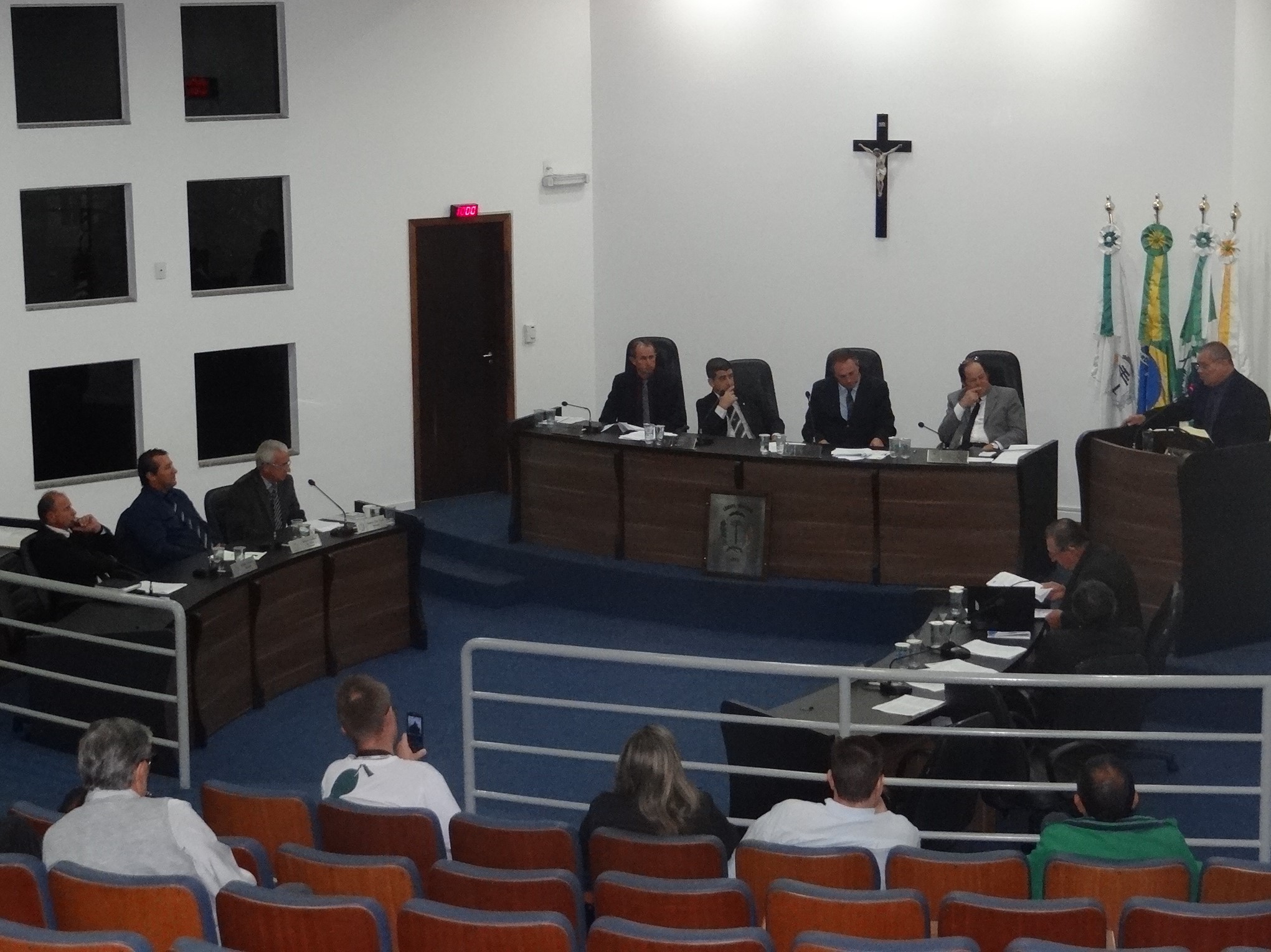 1ª Votação - Vereadores aprovam PLs que denominam ruas com nomes de cidadãos iratienses (in memoriam) 