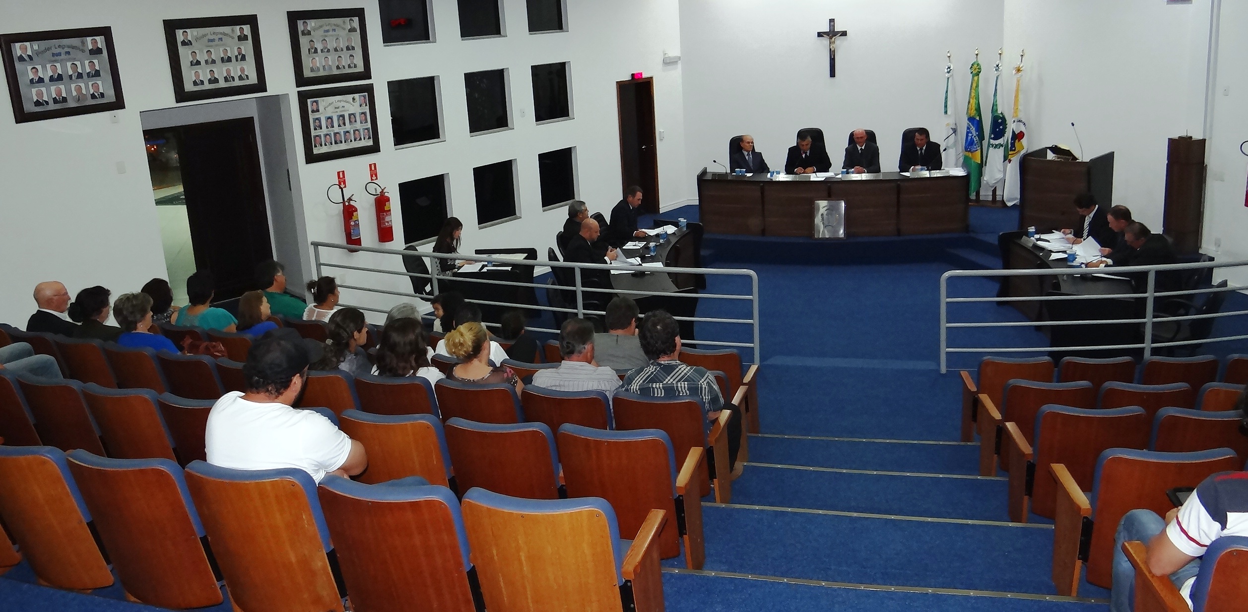 21 Projetos de Leis votados e três pedidos de vistas aprovados