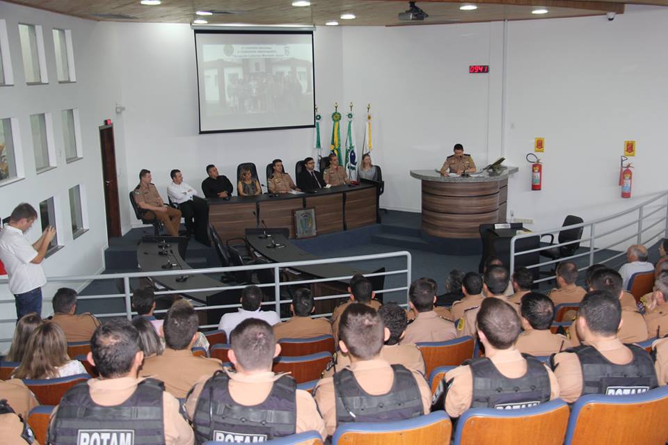 8ª Cia Independente comemora aniversário com homenagens