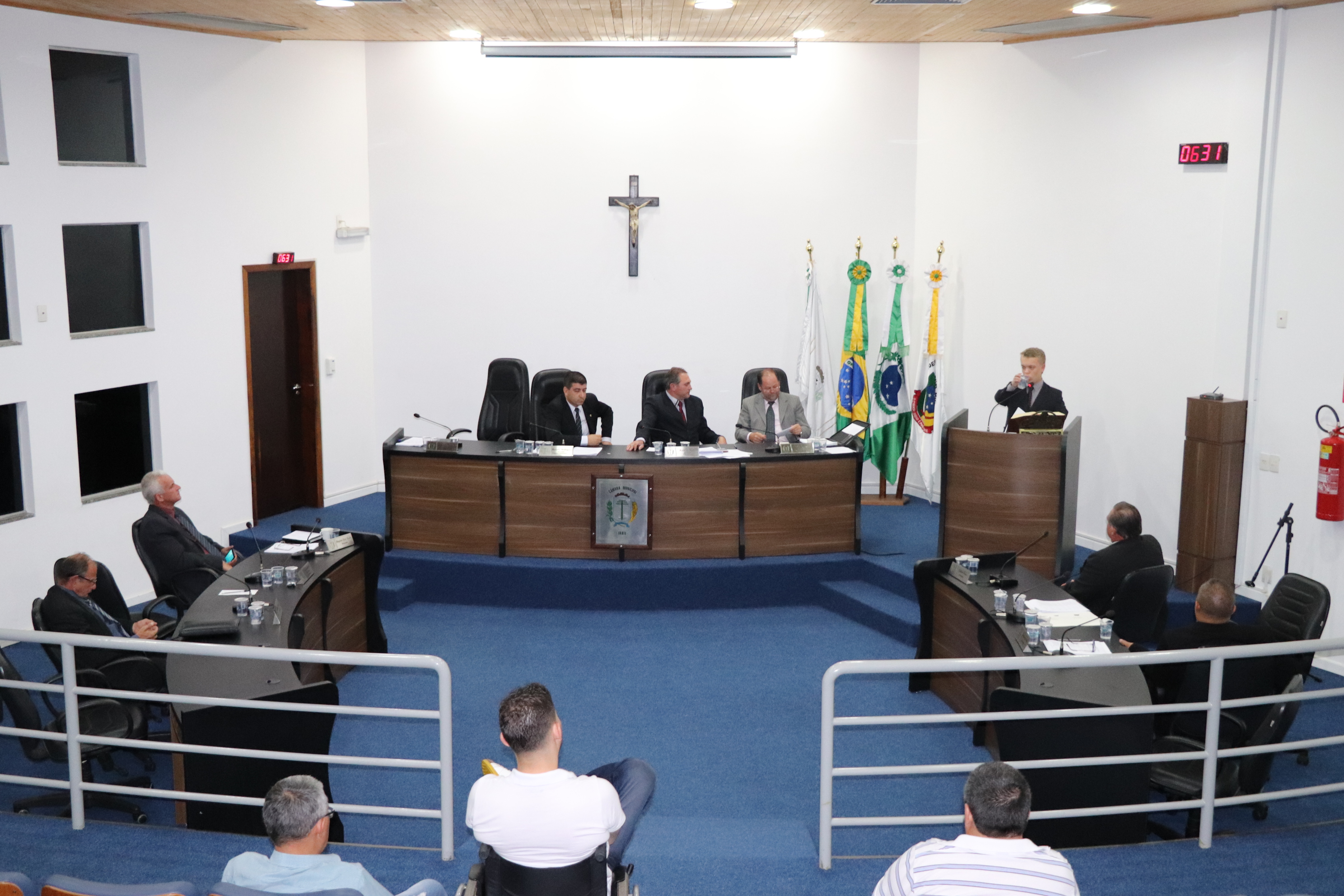 Através de requerimento, Vereadores solicitam informações da Secretaria de Saúde sobre falta de medicamentos