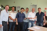 Câmara antecipa devolução de R$ 100 mil aos cofres públicos para recuperação de estradas rurais