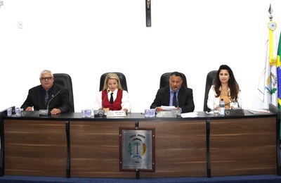 Câmara aprova Moções de Aplausos ao atirador esportivo Rafael Gomes Ferreira e às atletas Kauanny Eloah Alves da Silva Kemilly Alves da Silva