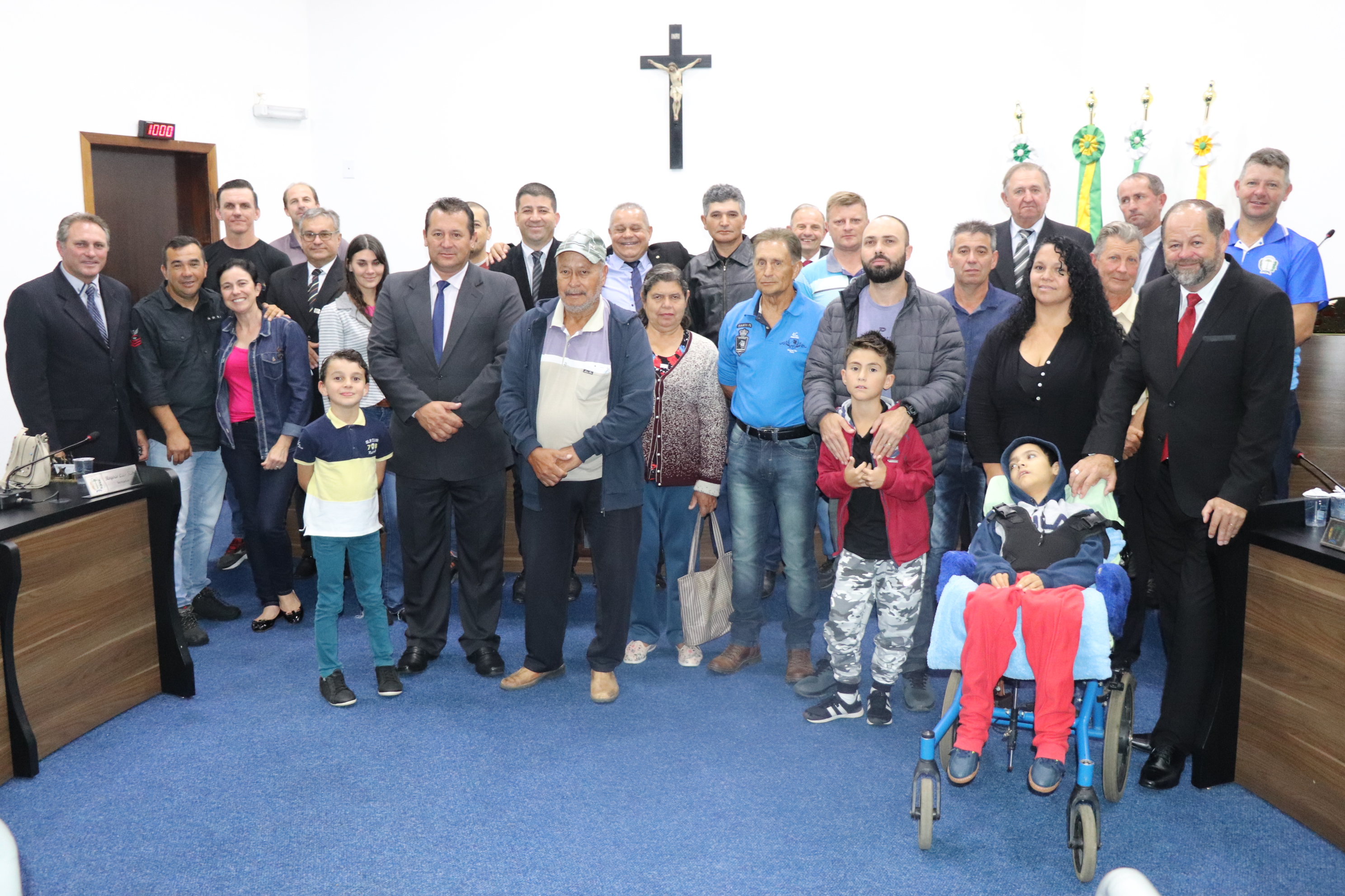 Câmara aprova PL que autoriza a contratação de empréstimo para conclusão do Ginásio de Esportes e pavimentação de vias