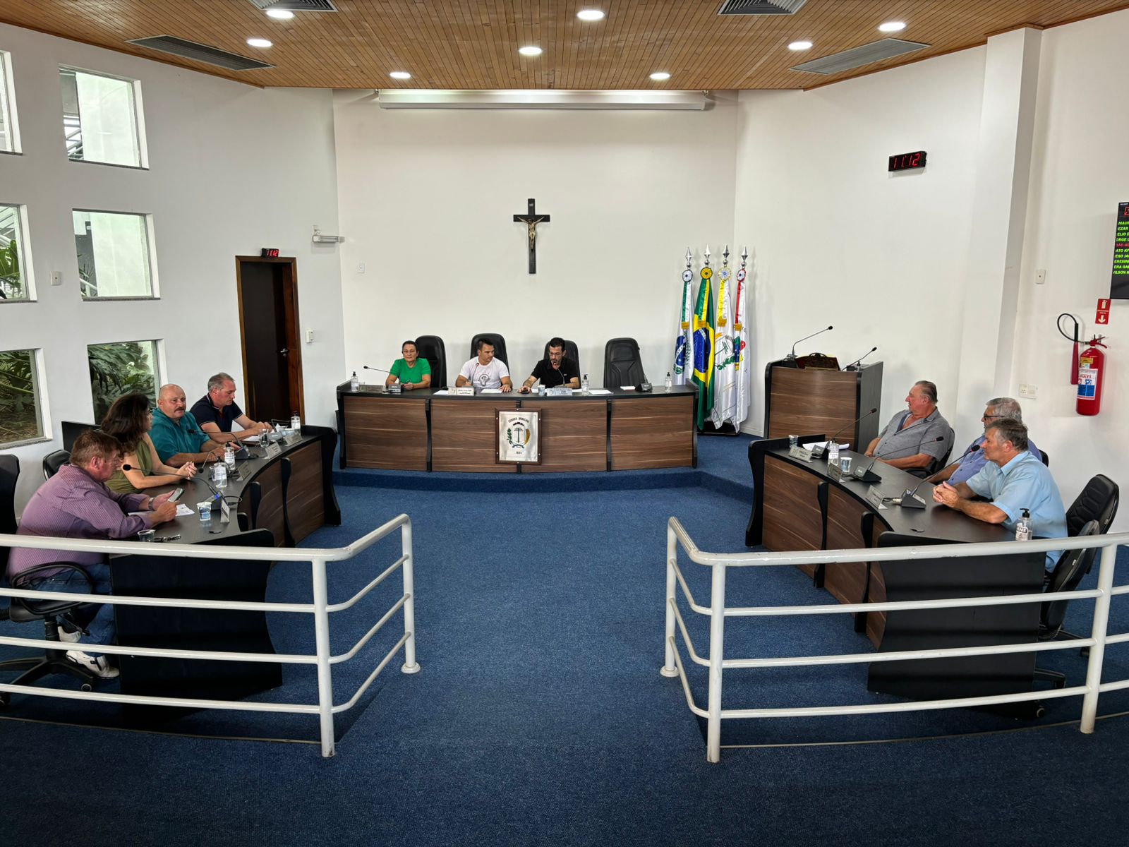 Câmara aprova projetos que concedem reposição salarial aos servidores públicos municipais 