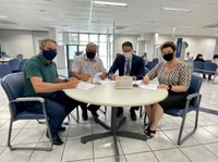 Câmara participa da assinatura de convênio com a Caixa Econômica