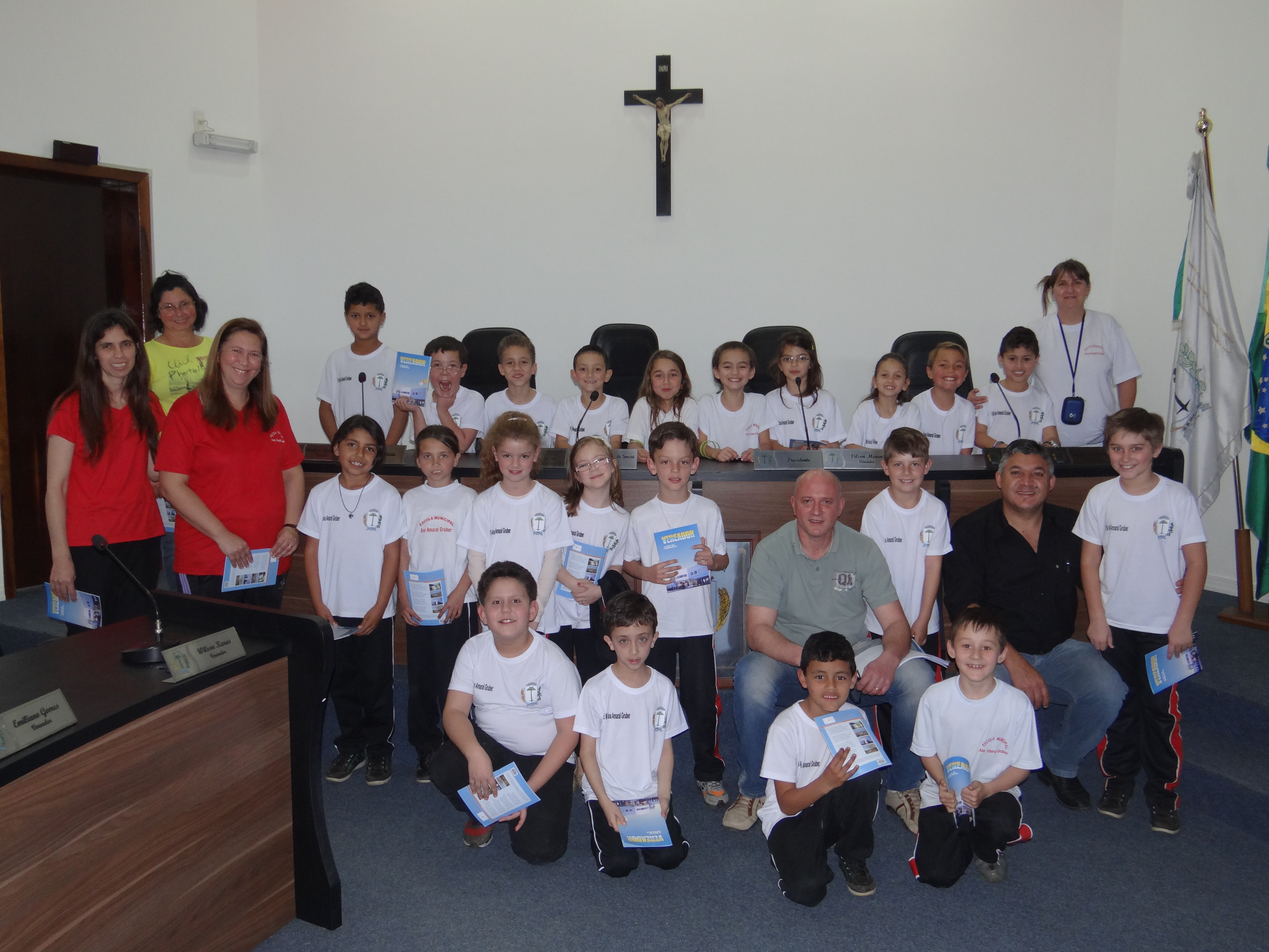 Câmara recebe visita dos alunos da Escola Ana Amaral Gruber 