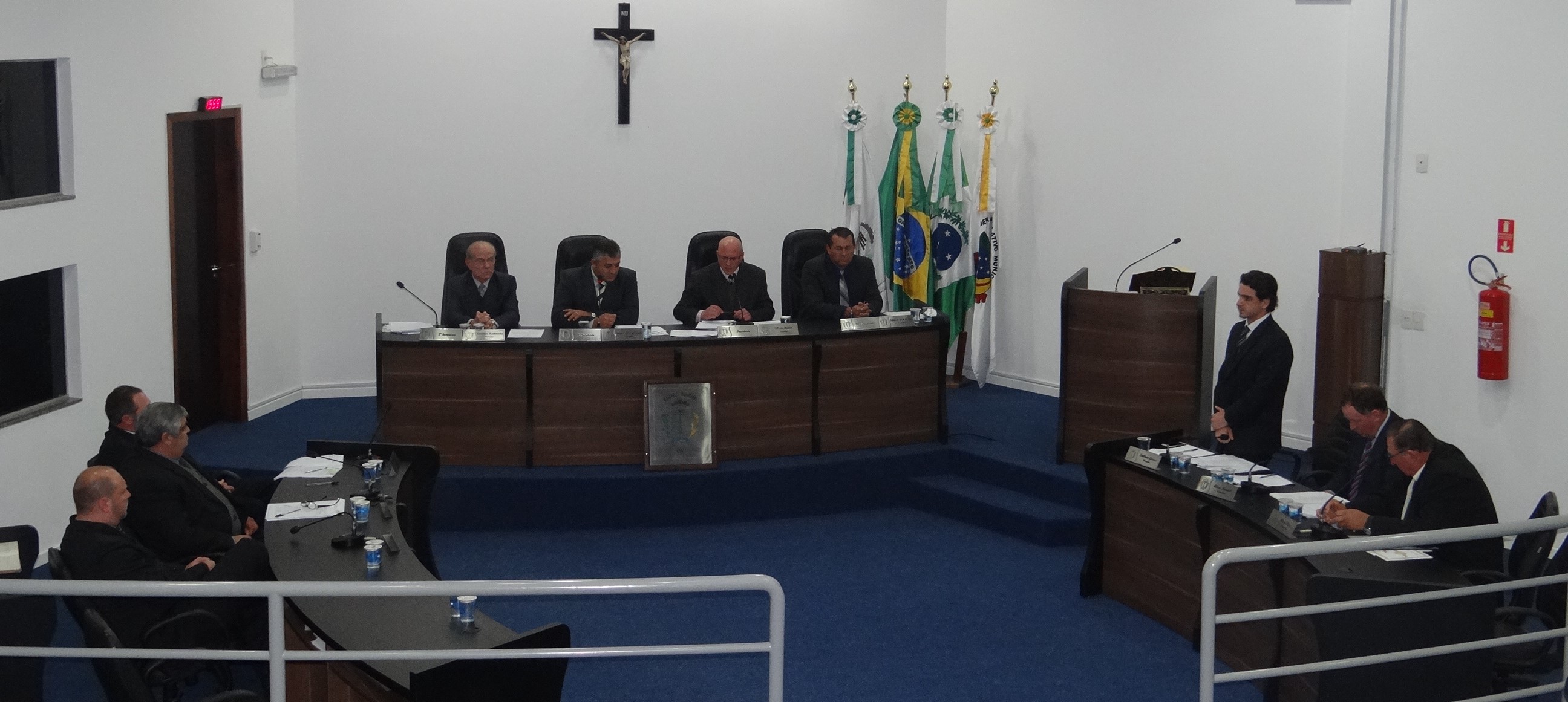 Câmara solicita ao DNIT intervenção urgente na BR 153