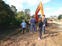 Comissão Especial acompanha trabalhos de desassoreamento no Rio das Antas