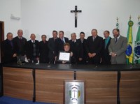 Em alusão ao aniversário de Irati, Legislativo outorga Título de Cidadania Honorária à professora Avany Caggiano Santos