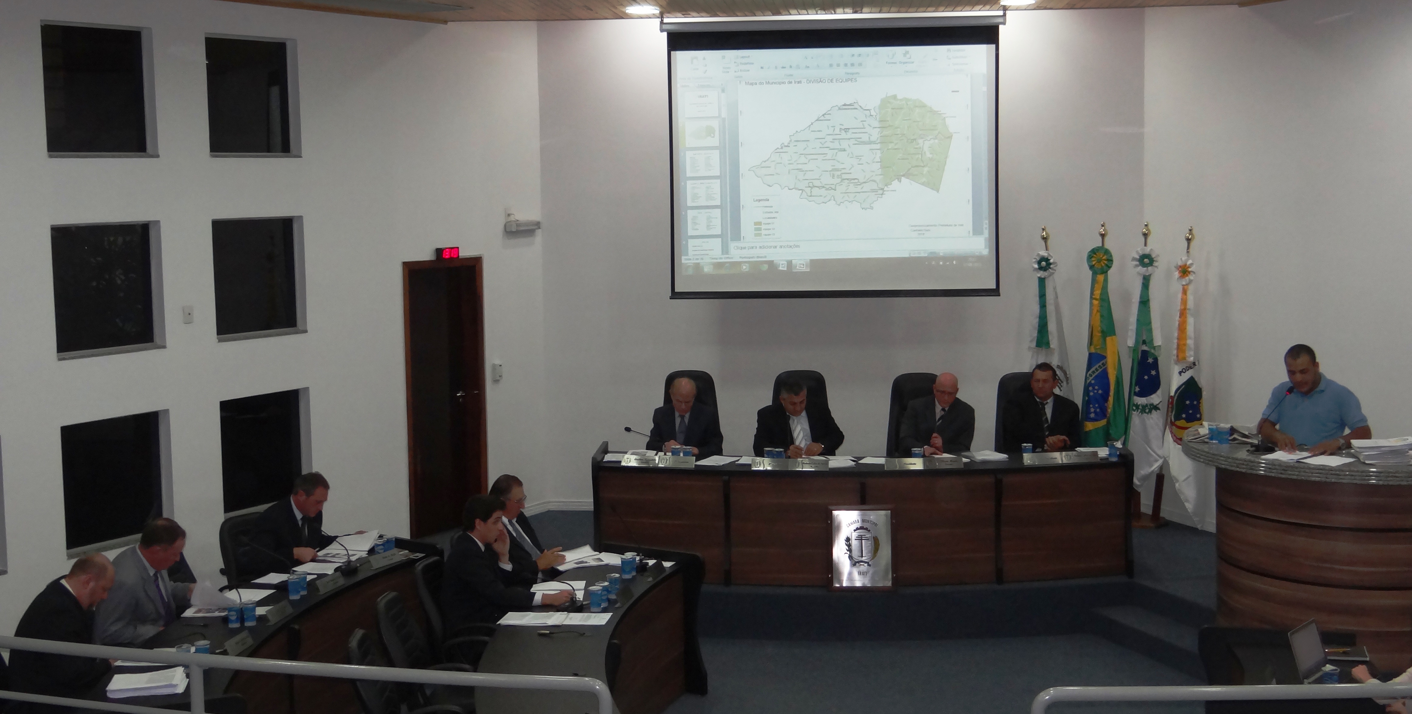 Em nome da população, Vereadores indagam Secretário de Viação e Serviços Rurais 