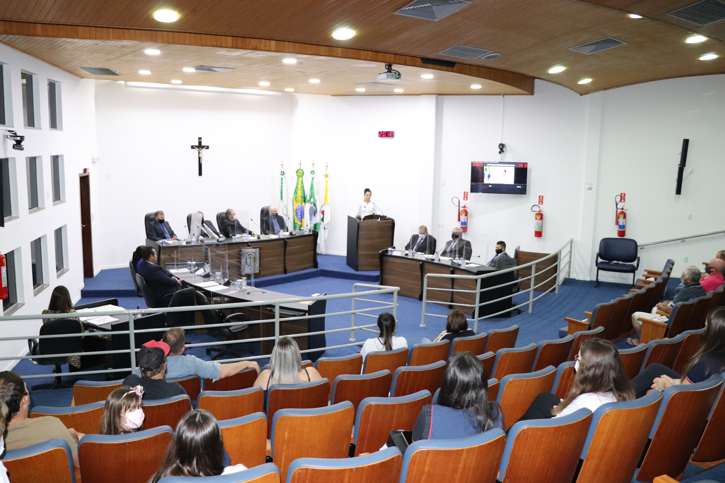 Em nome da população, Vereadores sugerem ao Executivo melhorias em diversas áreas do município