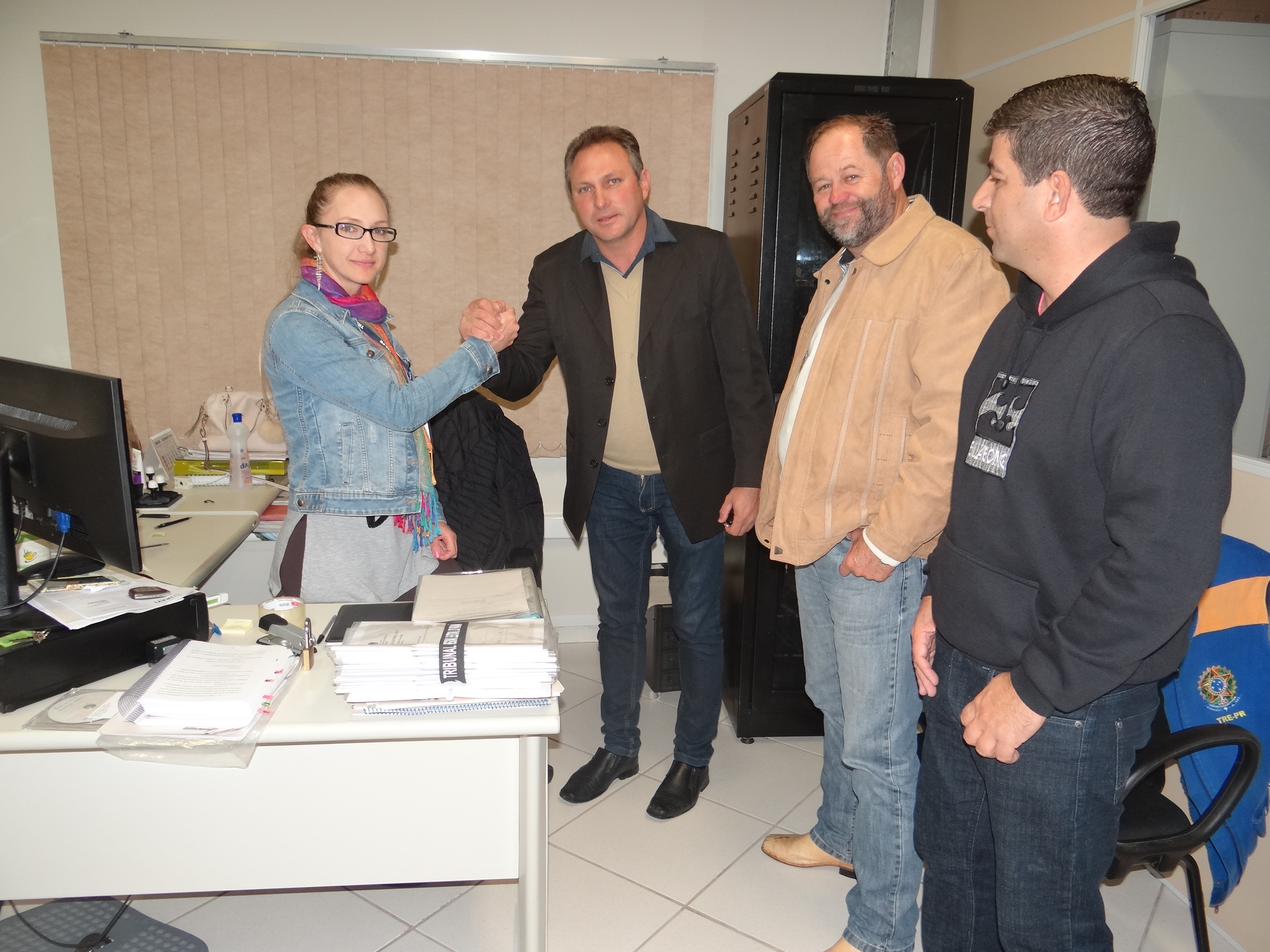 Fórum Eleitoral - Câmara acompanha cadastramento biométrico em Irati