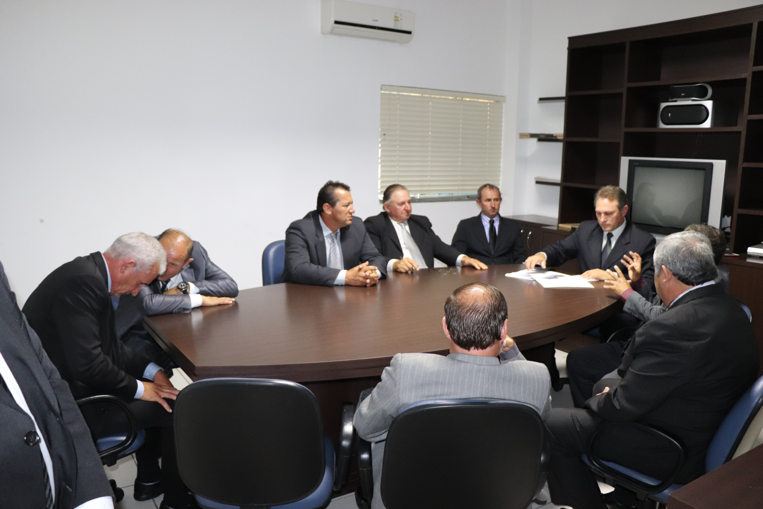 Legislativo empossa membros das Comissões Permanentes para o ano de 2018