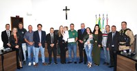 Legislativo homenageia atirador esportivo Rafael Gomes Ferreira com Moção de Aplausos