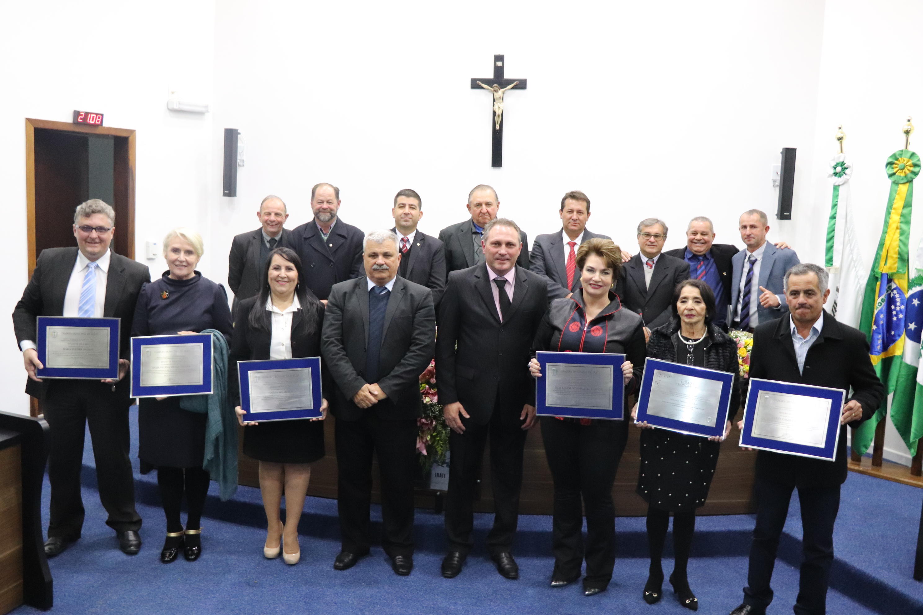 Legislativo homenageia ex-vereadoras iratienses