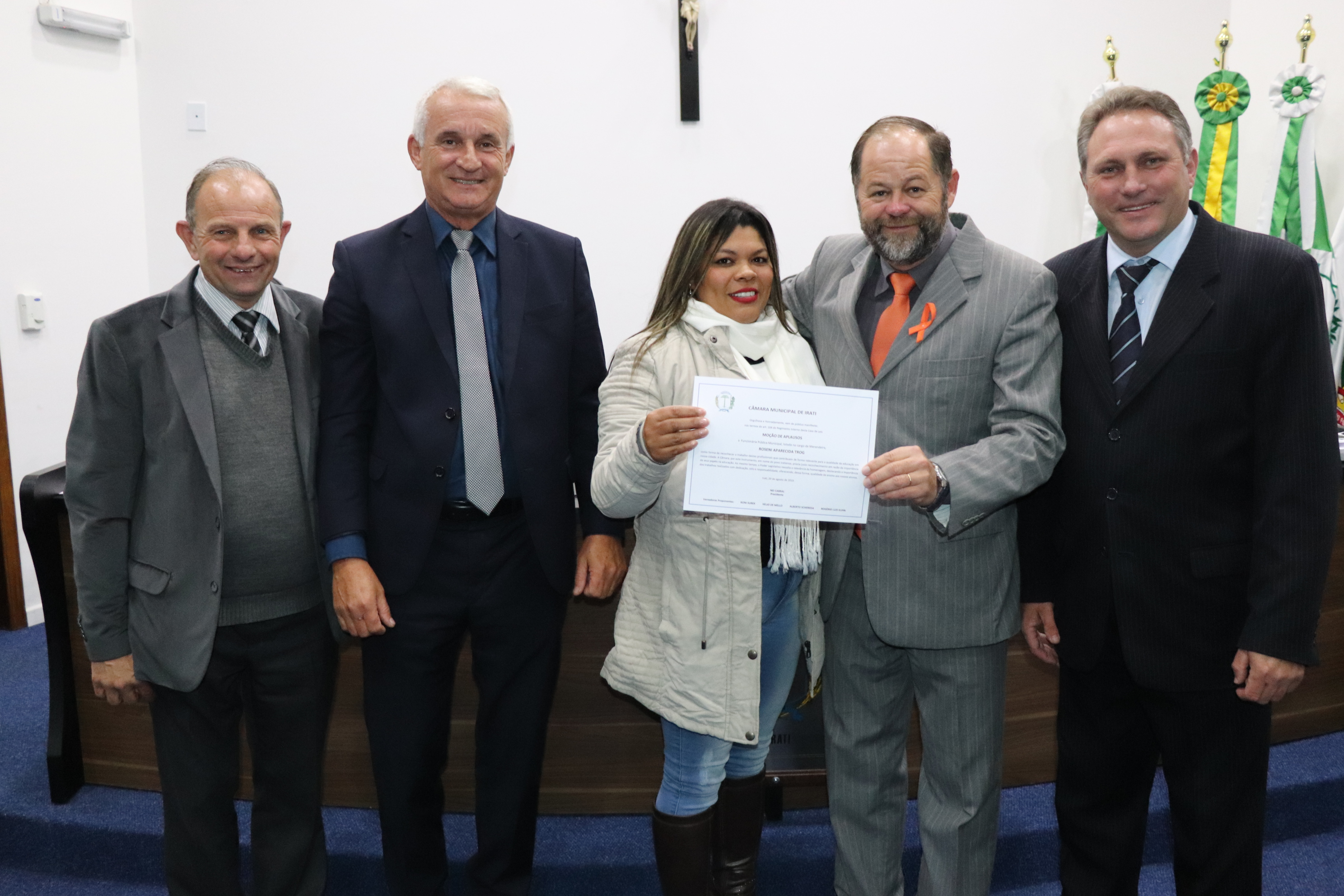 Legislativo homenageia Merendeiras, Auxiliares de Serviços Gerais e Motoristas do Transporte Escolar