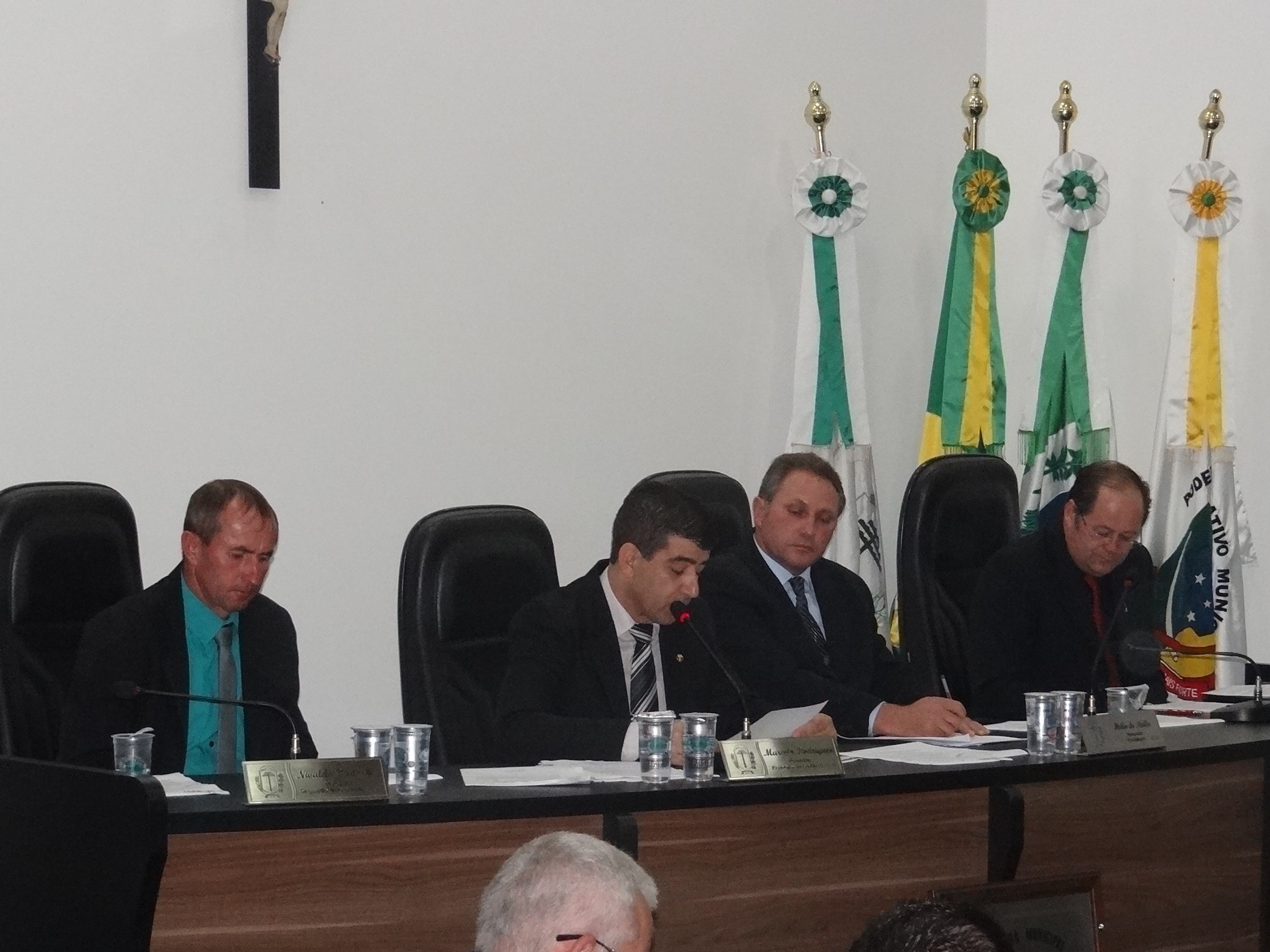 Mesa Diretora convoca suplentes para votação da denúncia contra o Vereador Wilson Karas