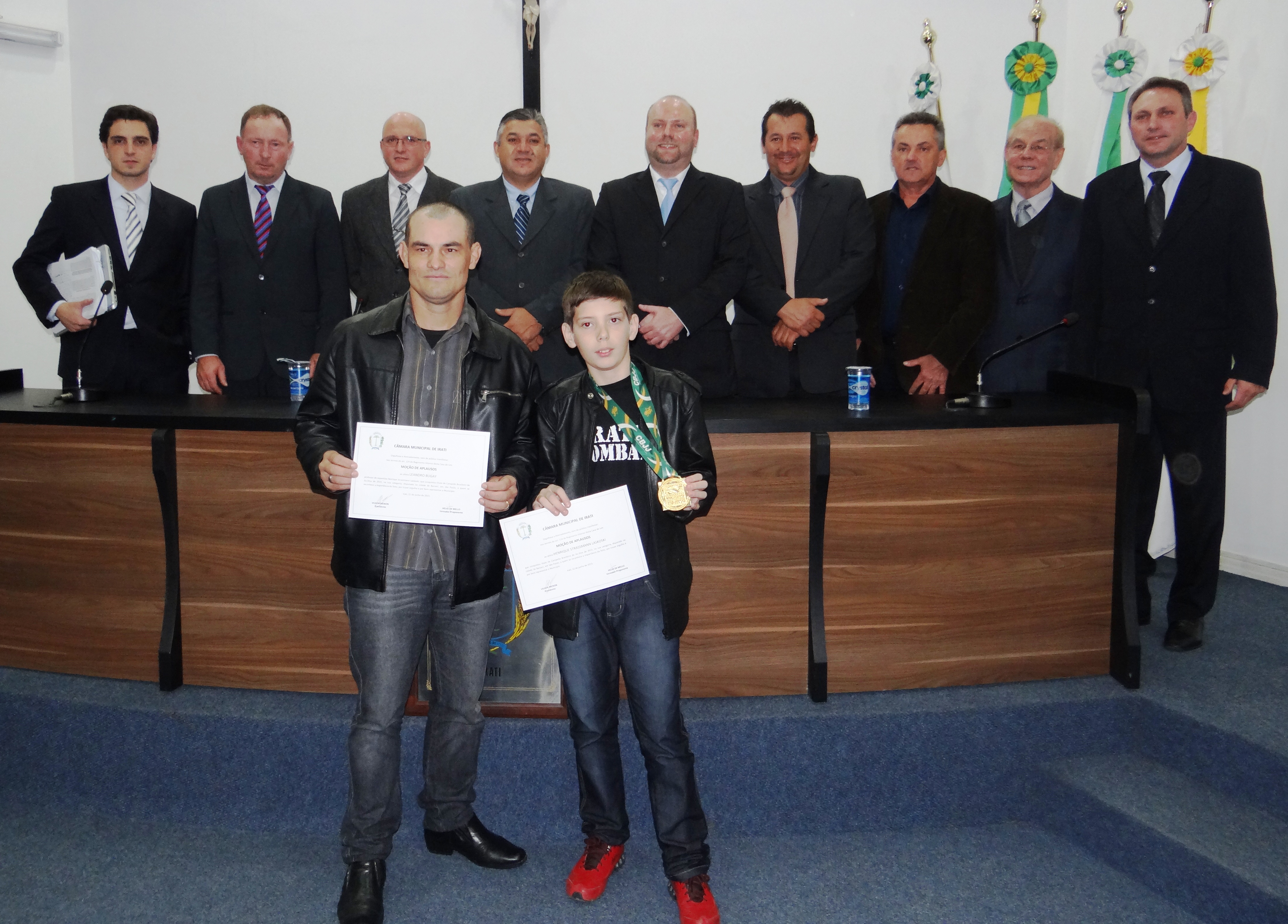 Moção de Aplausos - Legislativo homenageia Professor e Atleta Iratiense Campeão Brasileiro de Jiu-Jitsu