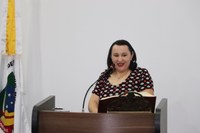 Na Tribuna, a médica Larissa Mazepa explana sobre a importância da doação de sangue