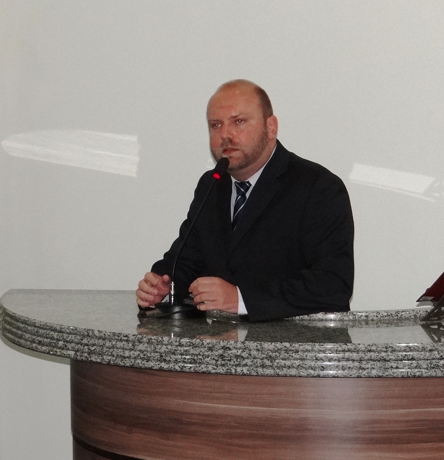 PL prevê que instituições informem sobre atendimentos a crianças e adolescentes por uso de bebidas alcoólicas e drogas