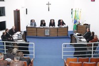 PL que institui Feriado no dia 27 de novembro em alusão a Nossa Senhora das Graças gera discussão entre os parlamentares