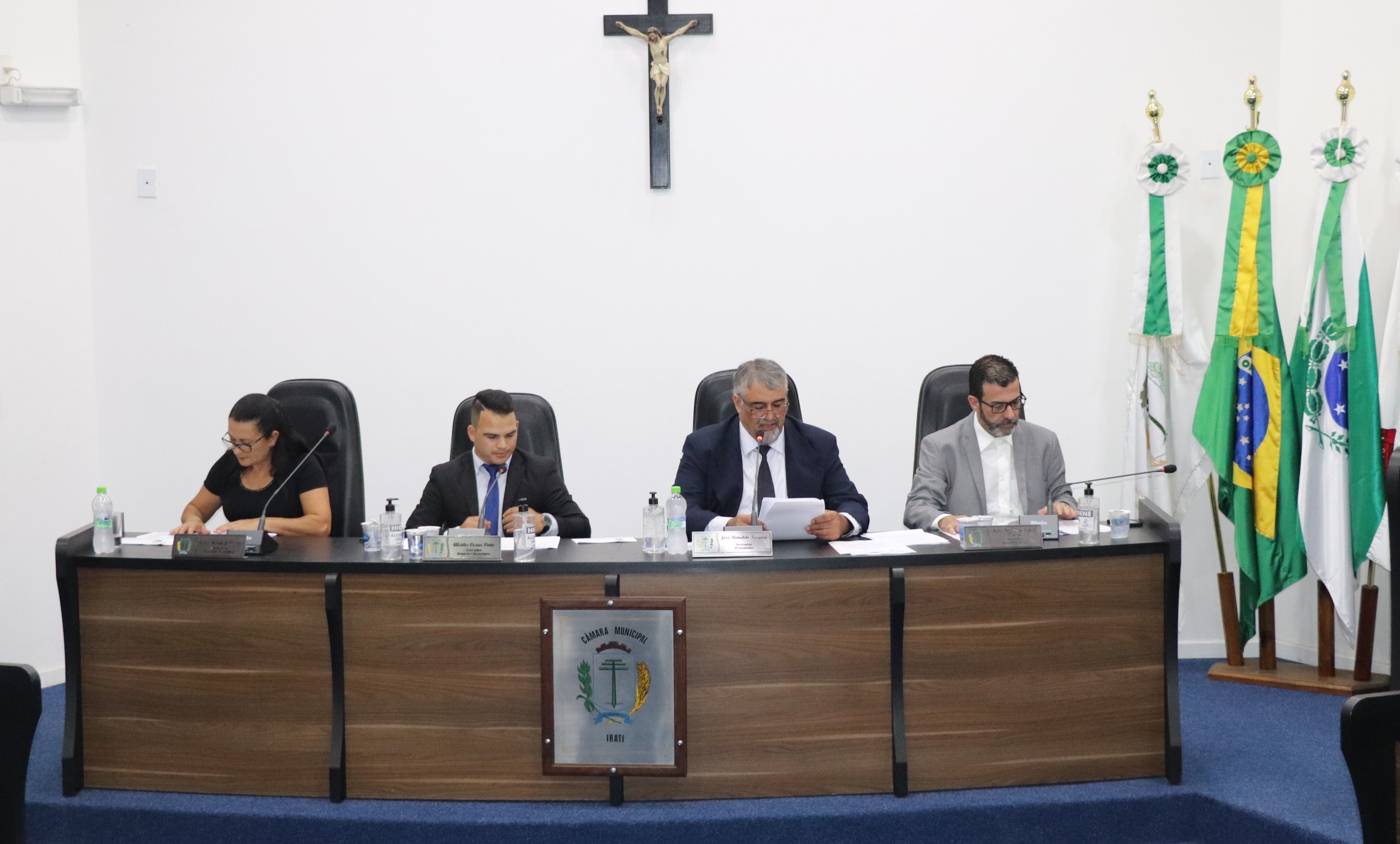 PL que institui o Refis no município e PL que altera a Lei nº 4.513/2018 são apresentados pelo Executivo