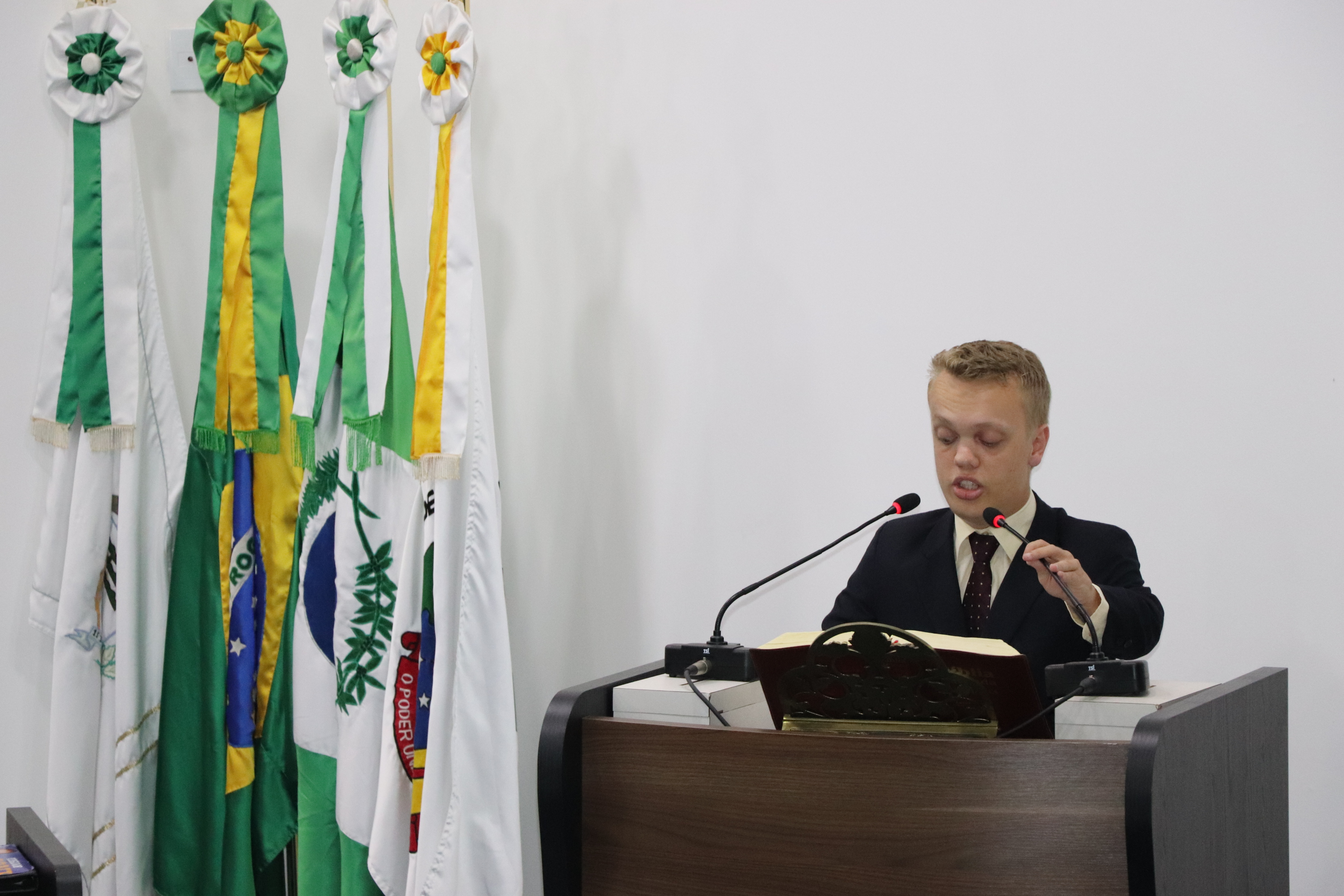 PL torna obrigatória a apresentação da carteira de vacinação nas matrículas da rede municipal de ensino