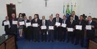 Prefeito eleito, vice e vereadores são diplomados pelo TRE
