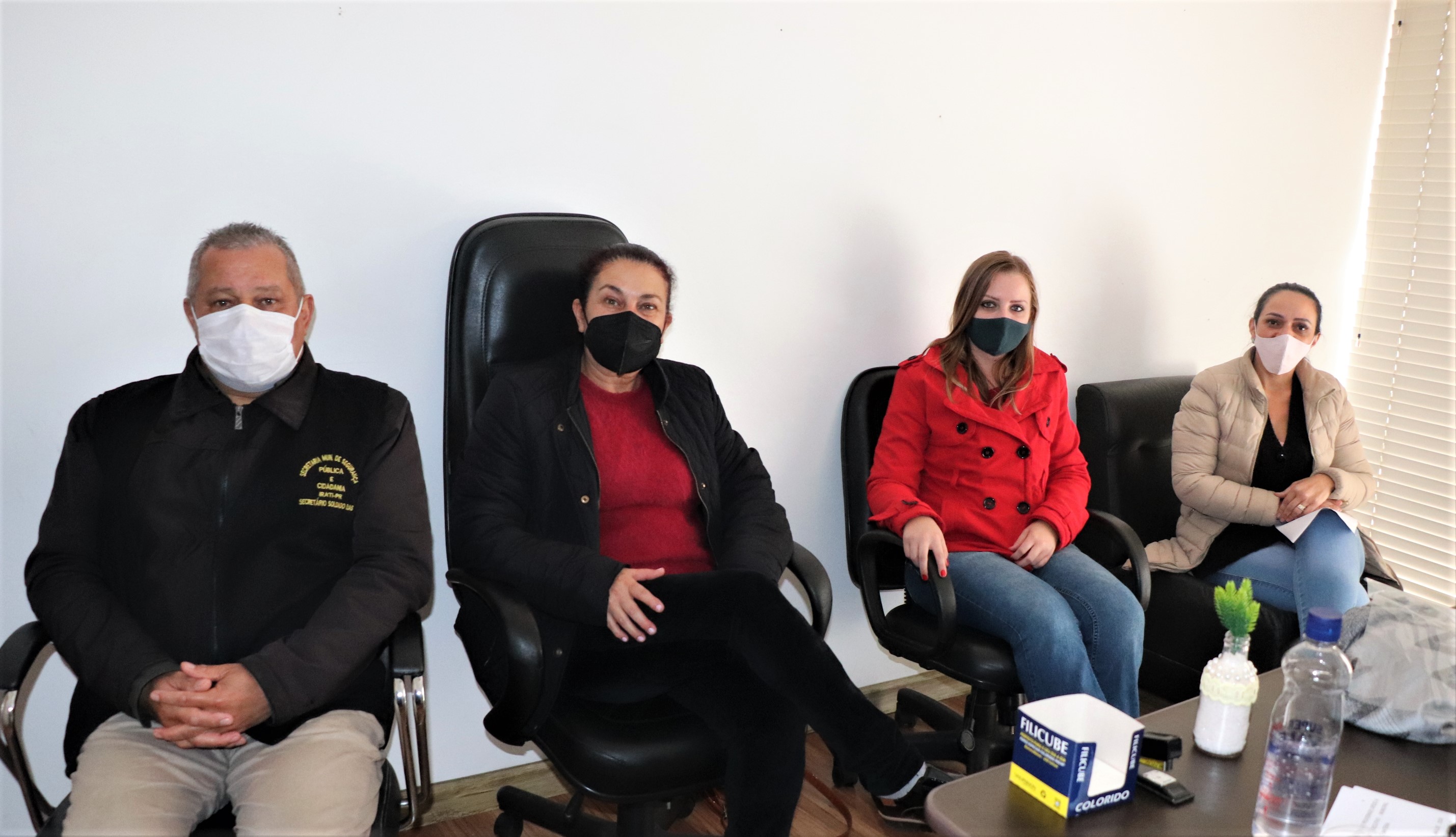 Procuradora da Mulher se reúne com representantes da Patrulha Maria da Penha para tratar sobre atendimentos às mulheres 