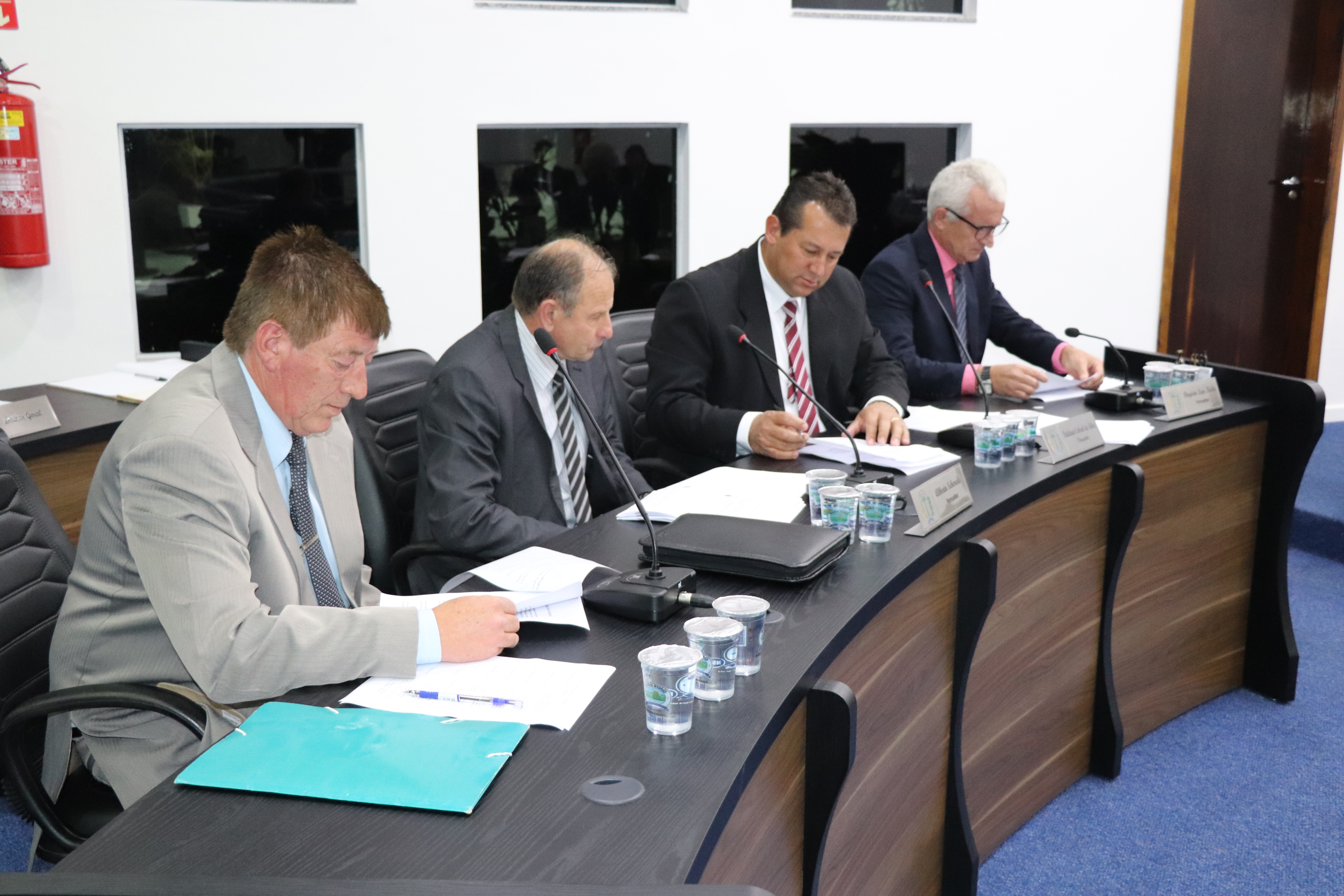 Projeto que trata da divulgação de listas de pacientes que aguardam por consultas e exames é aprovado com Emenda