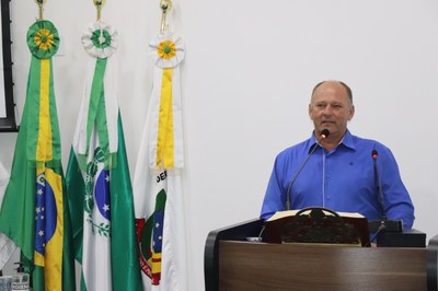 Secretário Raimundo Gnatkowski presta esclarecimentos sobre o Programa Porteira Adentro