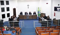 Seguem para sanção projetos que concedem reposição sobre vencimentos e subsídios dos Poderes Executivo e Legislativo
