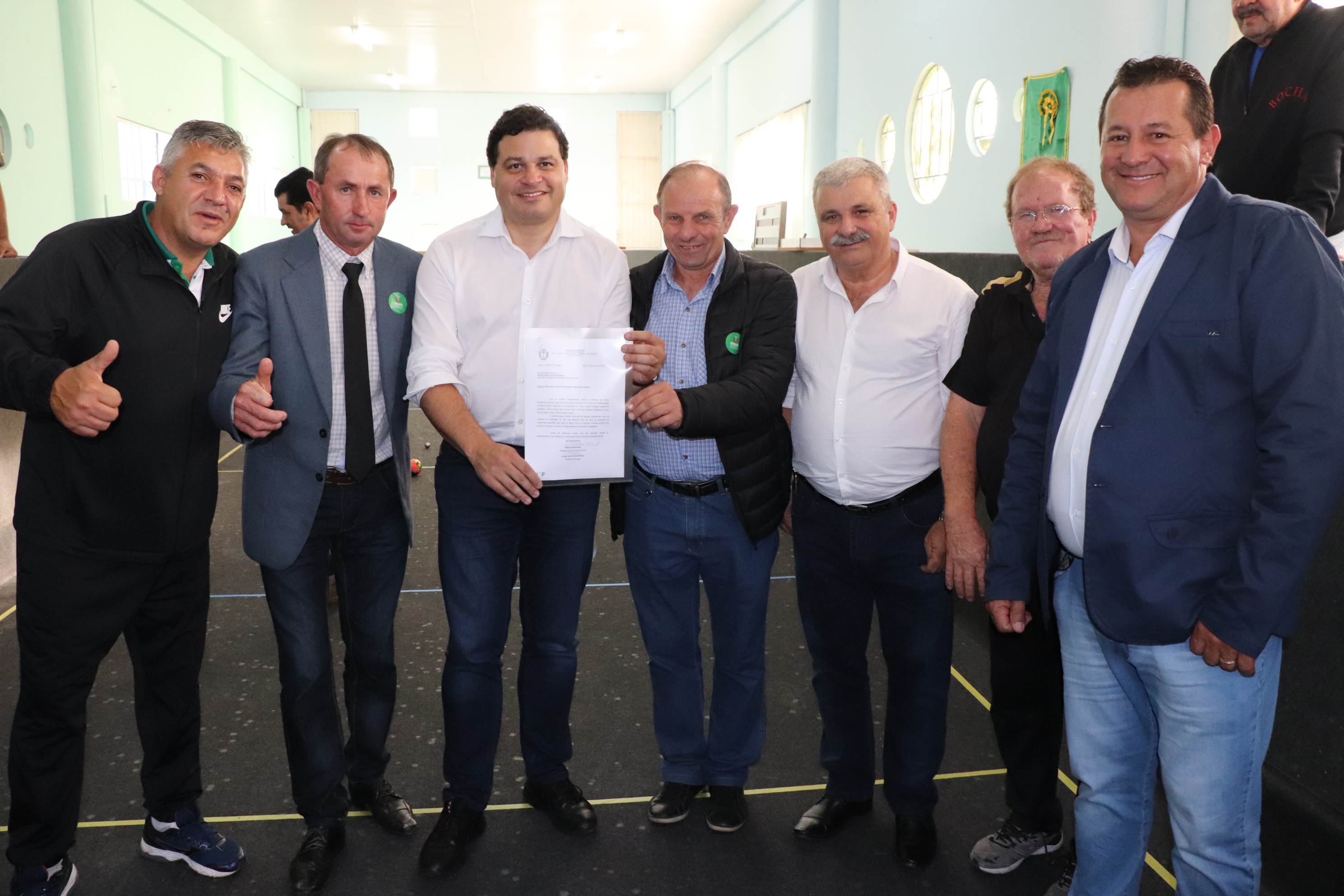 SEIL - Vereadores solicitam recursos para pavimentação do bairro Jardim Califórnia