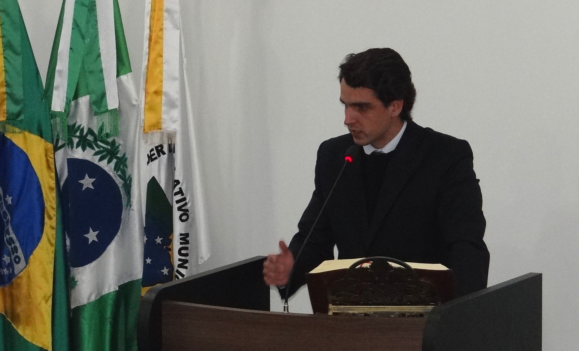 Sessão Ordinária - Oito projetos analisados e votados na Ordem do Dia