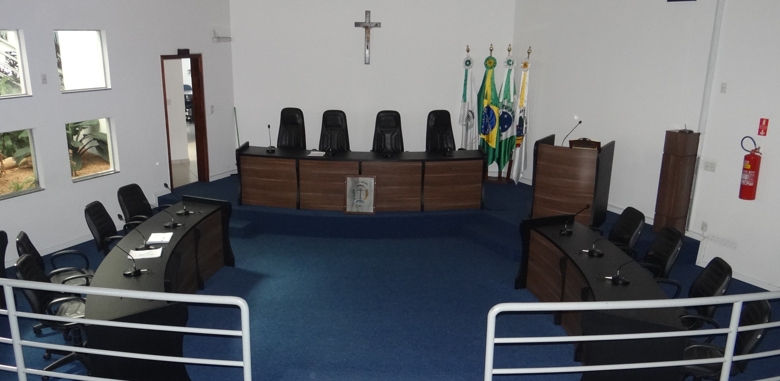 Três vereadores da atual legislatura são reeleitos