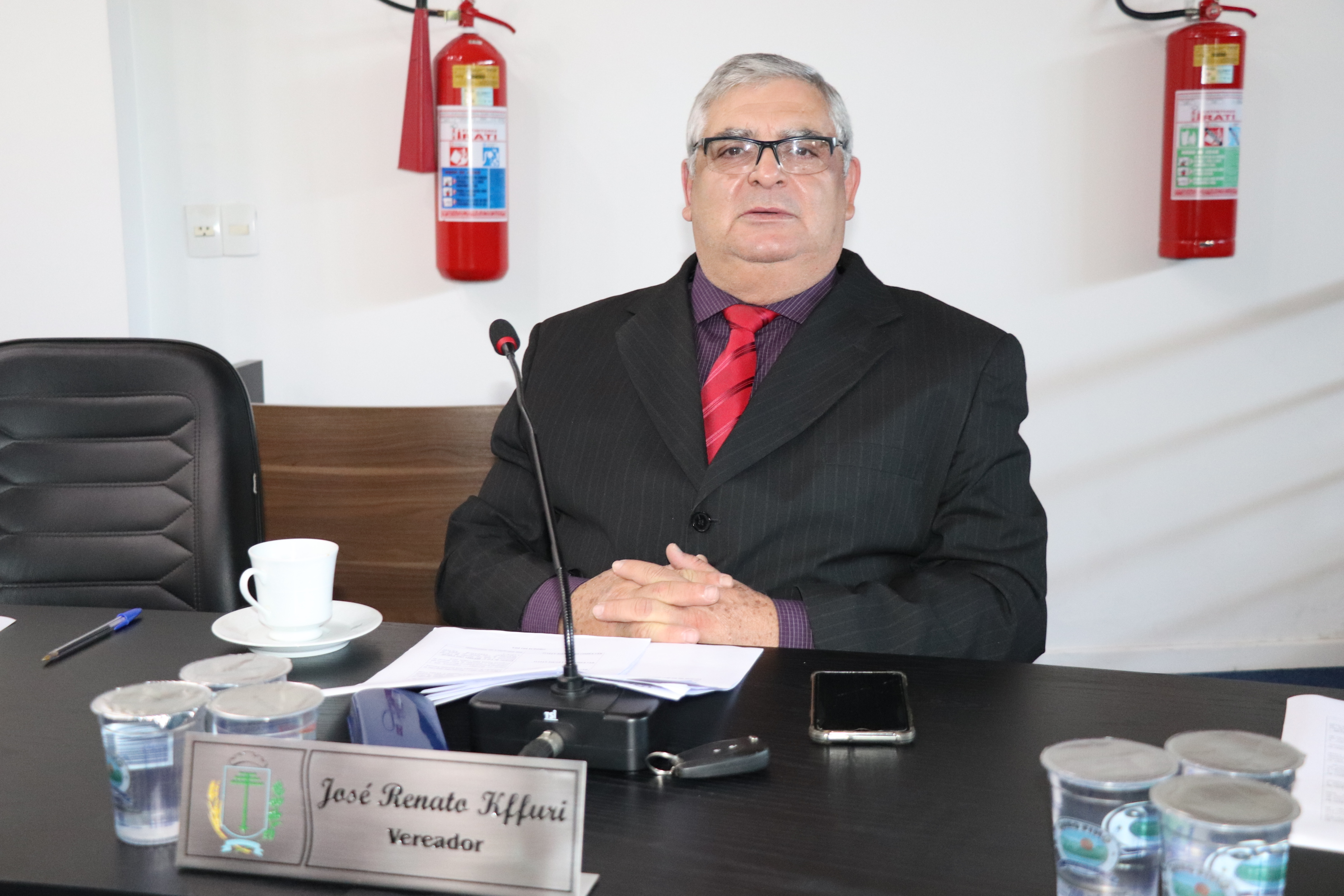 Vereador José Renato Kffuri retorna à Câmara