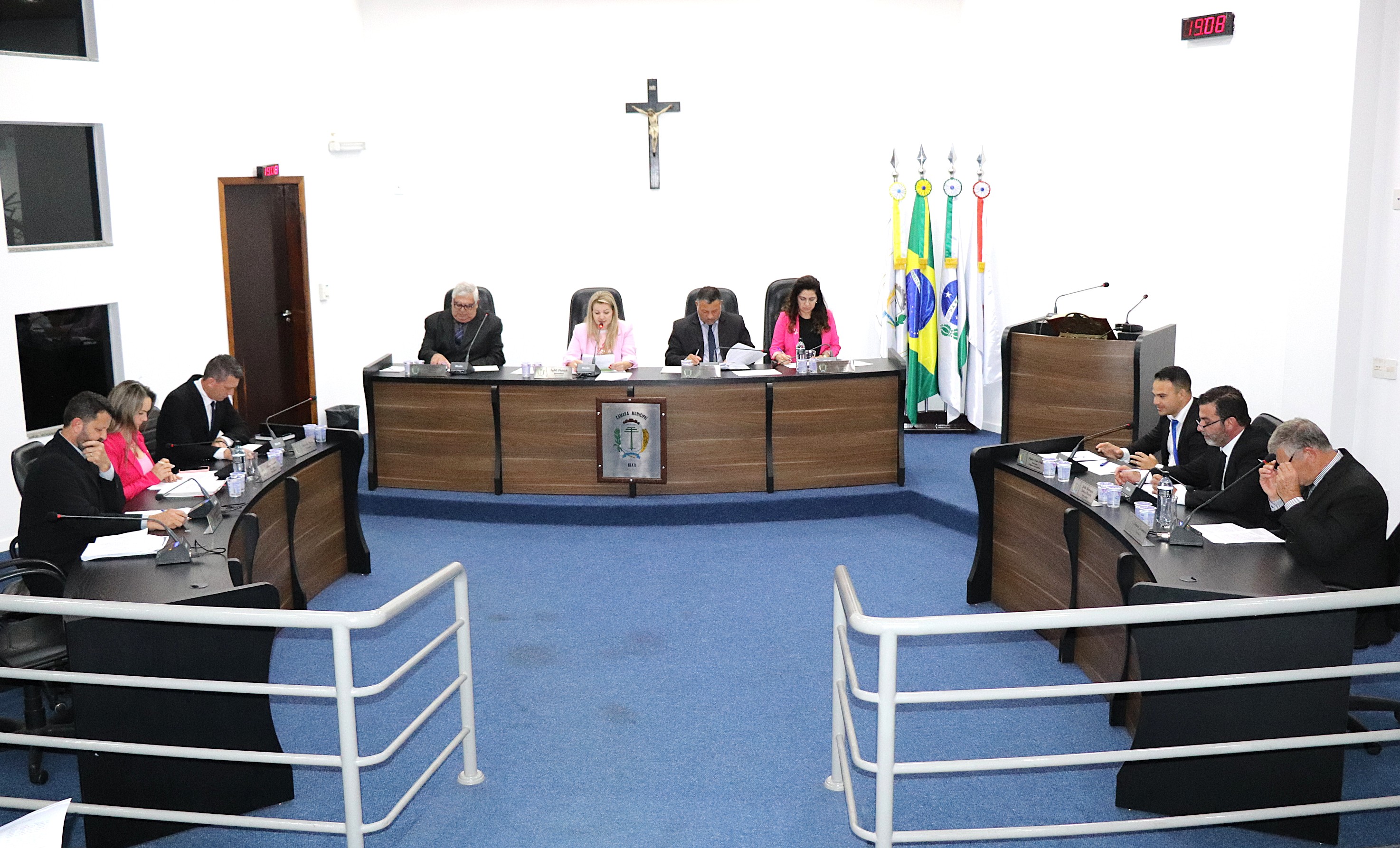 Vereadores apresentam 18 indicações e dois requerimentos ao Executivo