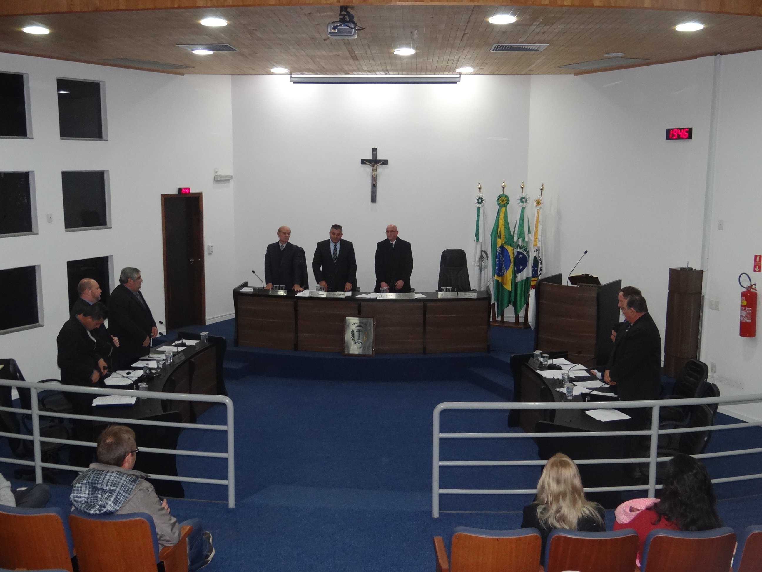 Vereadores aprovam oito projetos de lei na Ordem do Dia