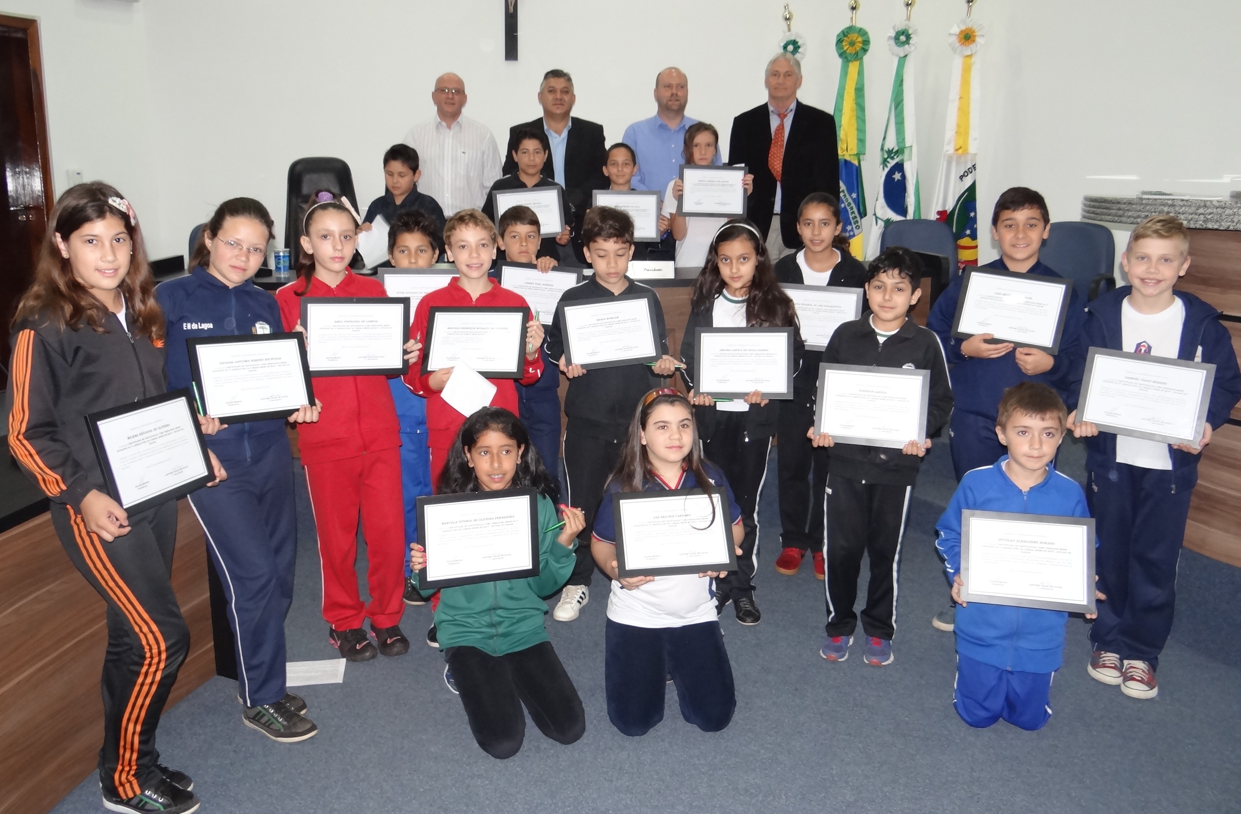 Vereadores Mirins encerram atividades da Legislatura 2015