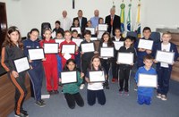 Vereadores Mirins encerram atividades da Legislatura 2015