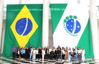 Vereadores Mirins visitam o Palácio Iguaçu e a Assembleia Legislativa do Paraná