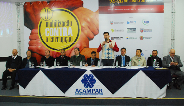 Vereadores participam e elegem nova diretoria da Acampar