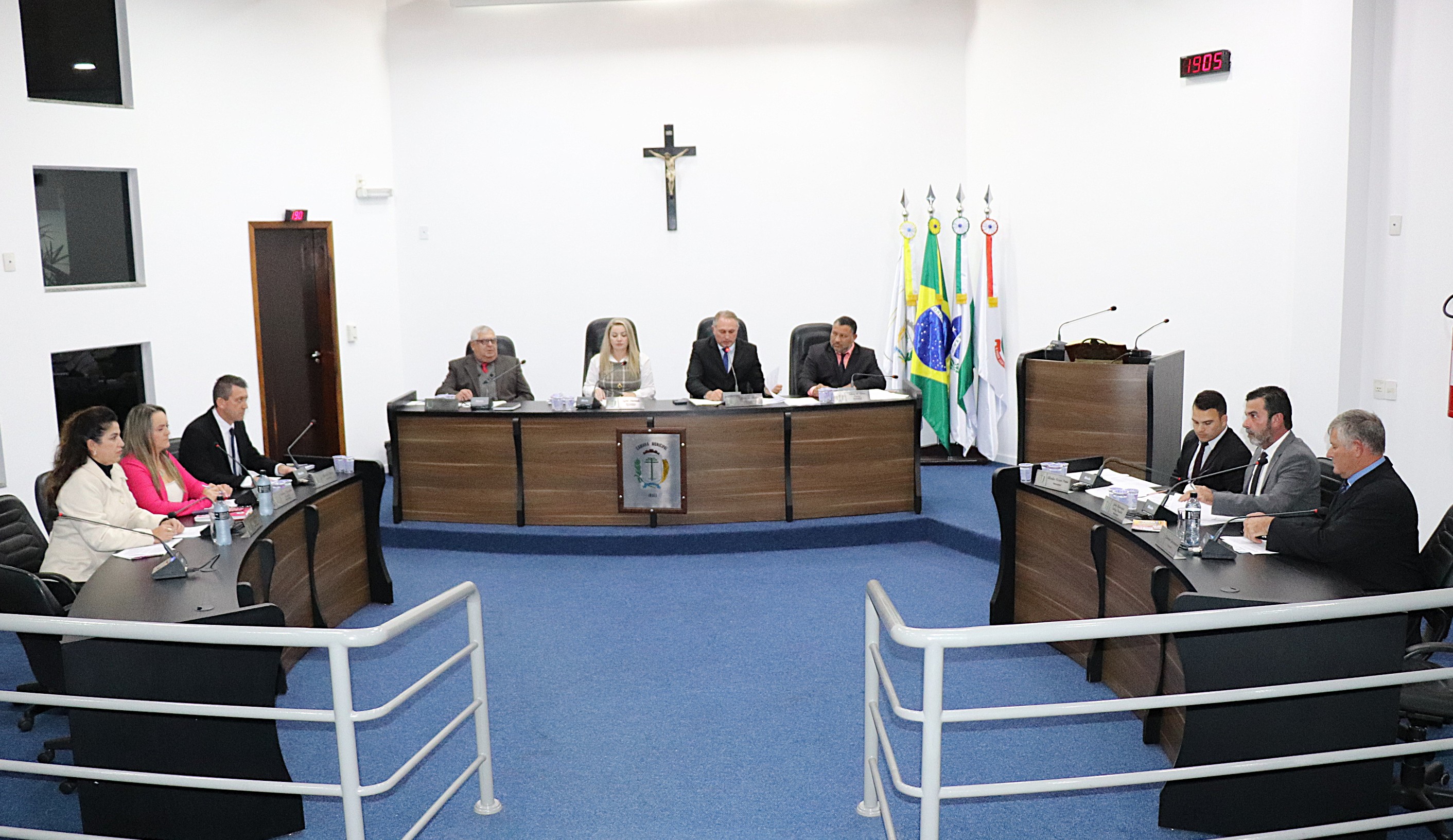 Vereadores solicitam informações sobre Convênio com a Itaipu, Transporte Público e atraso nos repasses de recursos destinados ao Hospital Erasto Gaertner