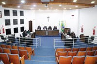 Vereadores solicitam manutenção de estradas rurais e recuperação de vias urbanas