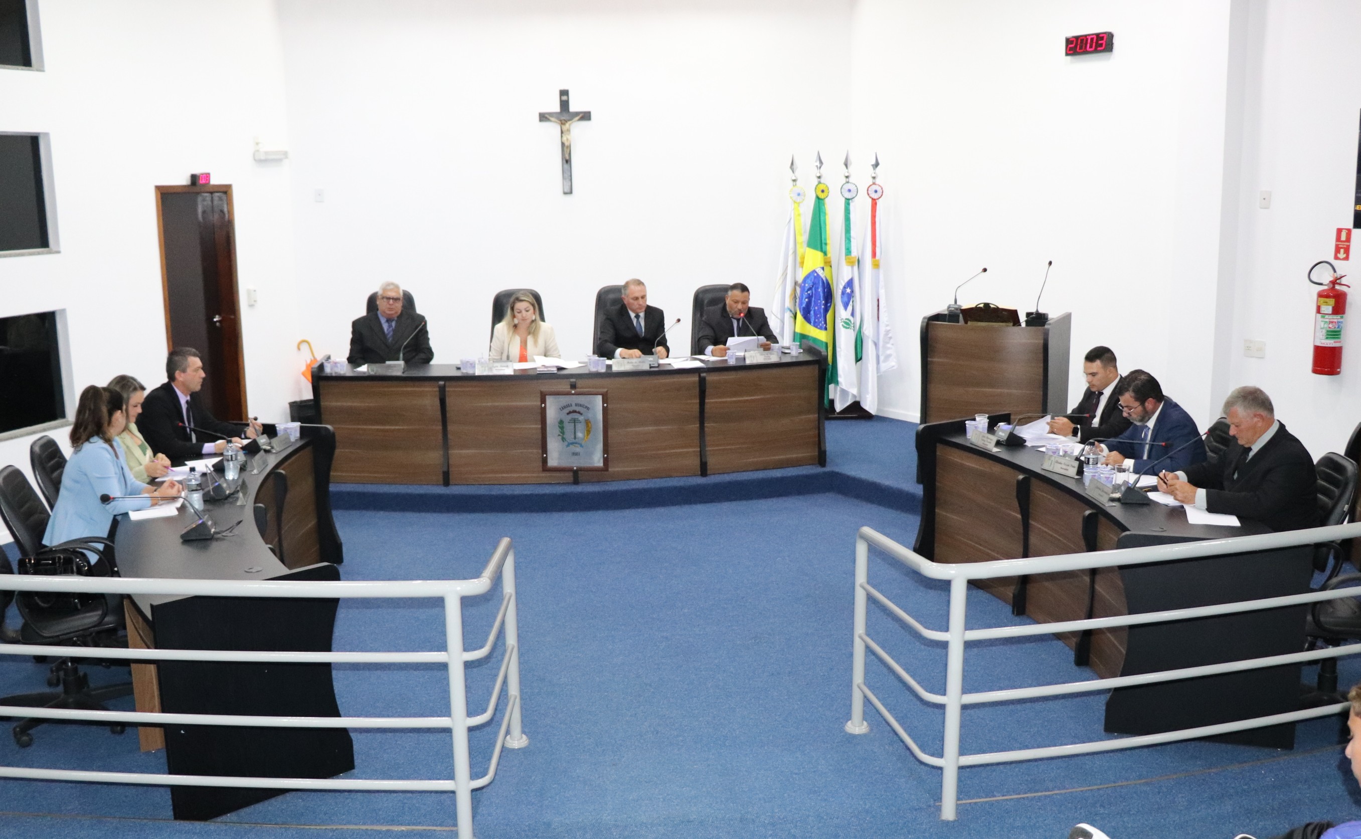 Vereadores solicitam melhorias na Secretaria de Saúde, no trânsito e em estradas rurais e urbanas 