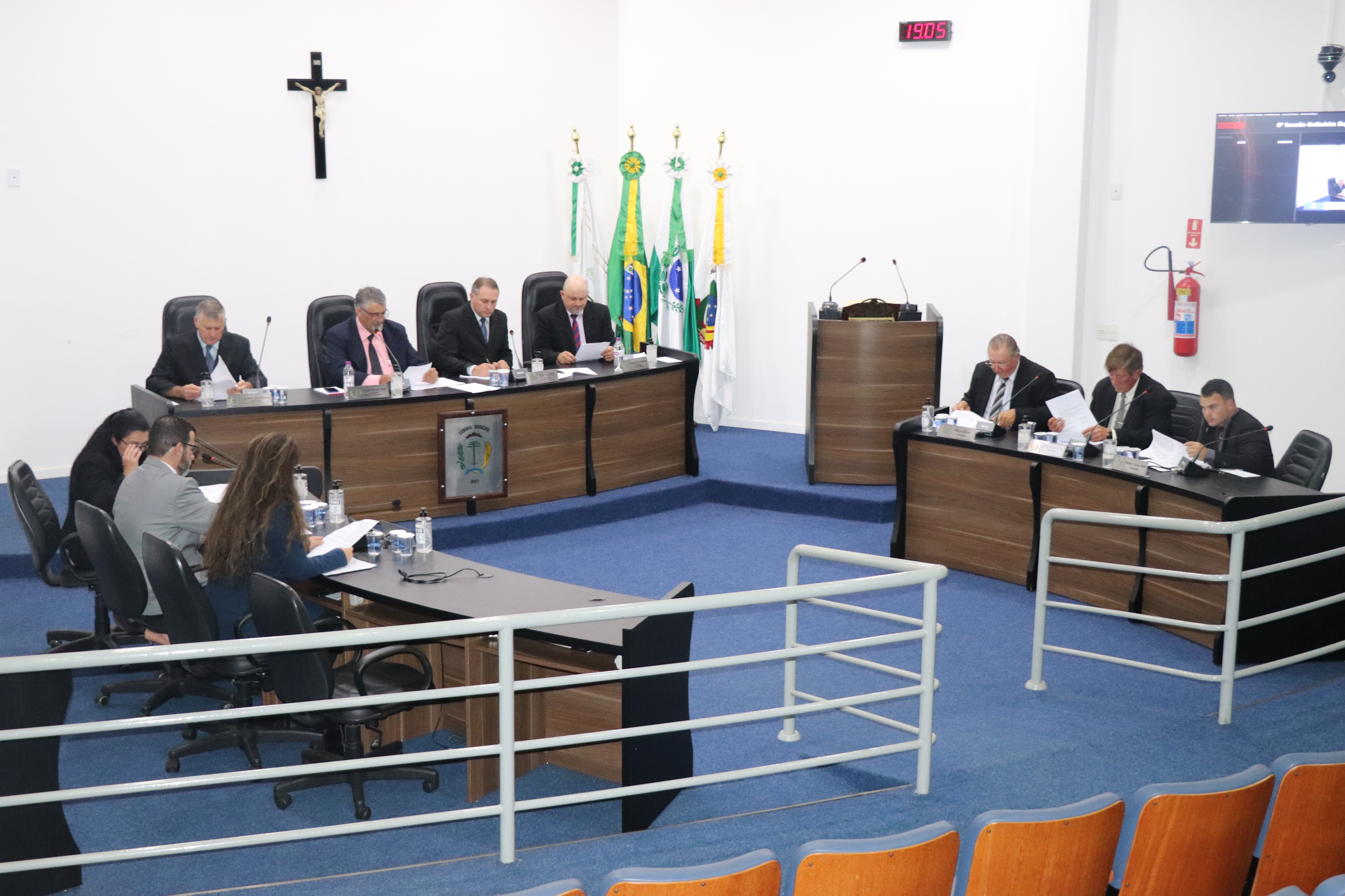 Câmara solicita melhorias nas áreas urbana e rural do município 